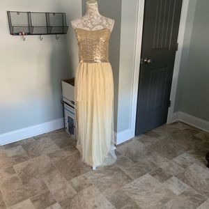 Dresses - Long dress size m/l Dresses - Long dress size m/l